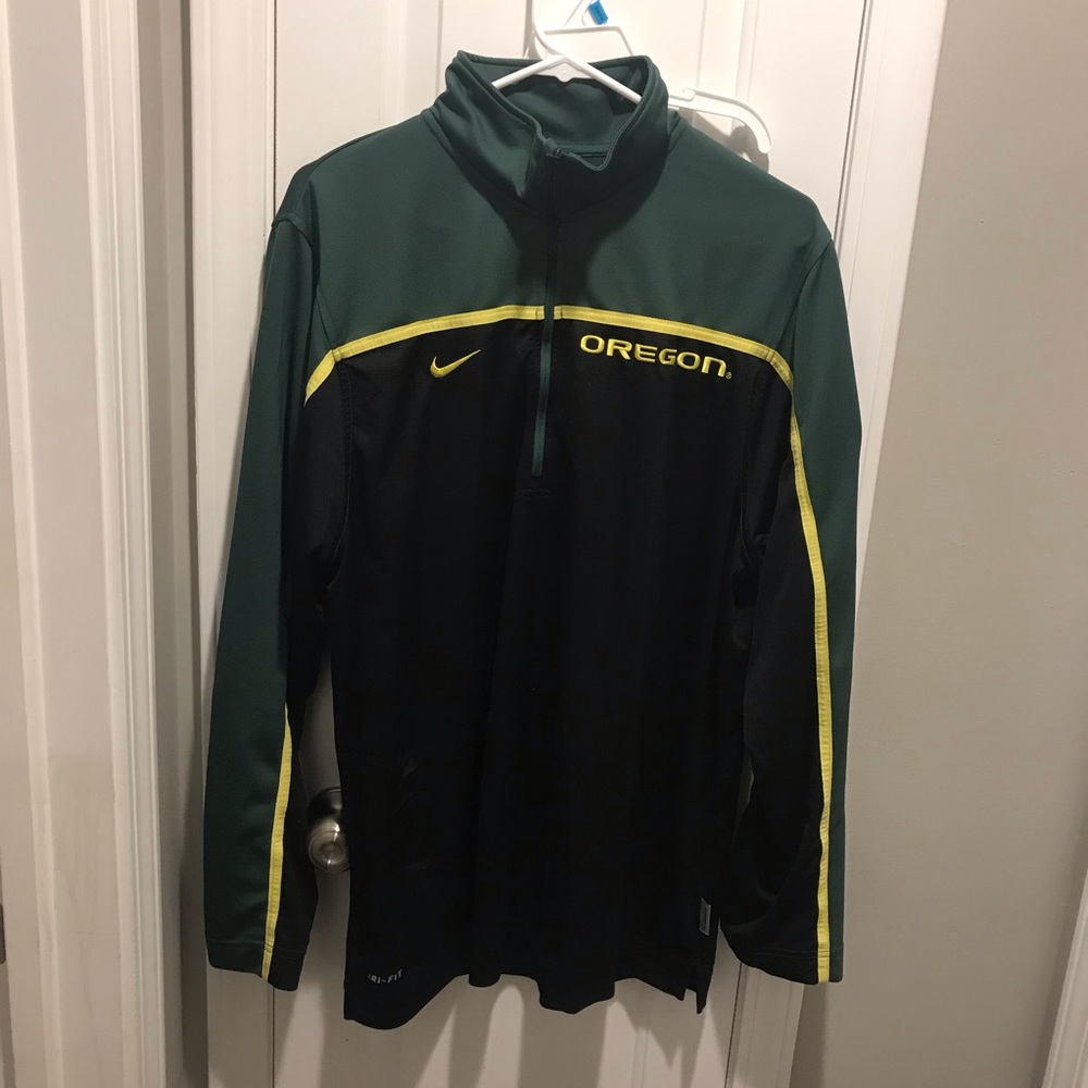 Nike Men’s Oregon 1/4 zip pullover